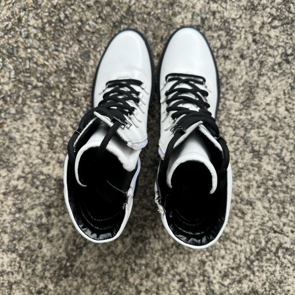 Marc Fisher Women's Sz 8 M Laboni Boot White Leather Combat With Black Lug Sole - Picture 6 of 15